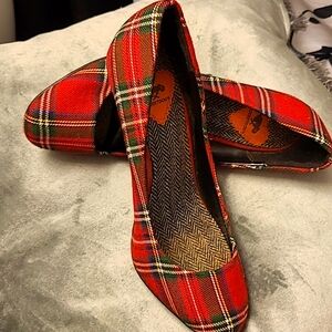 Rocket Dogs Red Tartan Plain Pumps 7.5